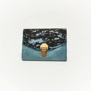 portefeuille en cuir verni noir et bleu canard